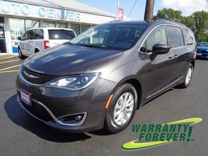  Chrysler Pacifica Touring-L For Sale In Rantoul |