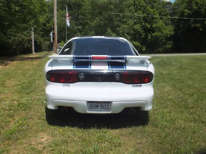  Pontiac Trans Am blue and white,blue rim,firehawk