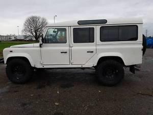  Land Rover Defender 110