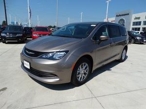  Chrysler Pacifica Touring For Sale In Clinton |