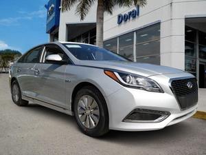  Hyundai Sonata Hybrid SE in Miami, FL