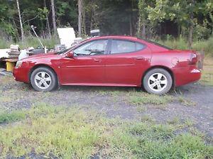  Pontiac Grand Prix Base Sedan 4-Door