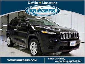  Jeep Cherokee Sport in Muscatine, IA