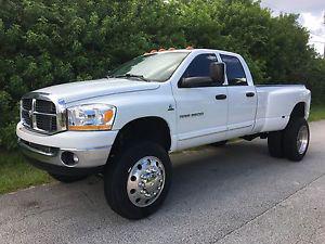  Dodge Ram  SLT