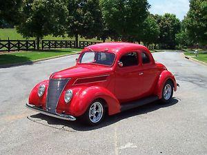  Ford 5 Window Coupe Hot Rod