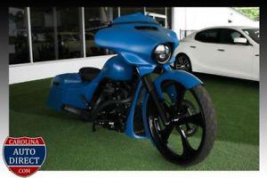  Harley-Davidson STREET GLIDE SPECIAL (FLHXS) --