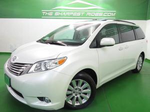  Toyota Sienna ROOF BACKUP For Sale In Englewood |