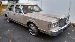 Lincoln Town Car Signature For Sale In Lynnfield |