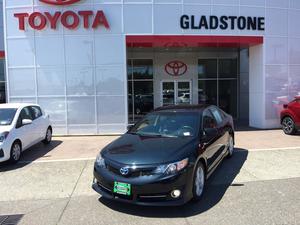  Toyota Camry Hybrid LE in Gladstone, OR