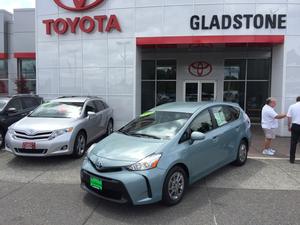  Toyota Prius v Two in Gladstone, OR