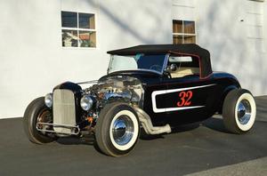  Ford Hot Rod Convertible