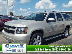  Chevrolet Suburban LT  in Sandwich, IL