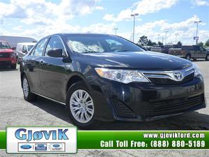  Toyota Camry Hybrid LE in Sandwich, IL