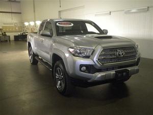  Toyota Tacoma TRD Sport V6 in Wichita, KS