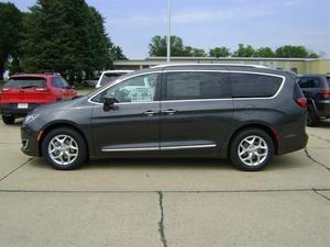  Chrysler Pacifica Touring-L Plus For Sale In Sioux