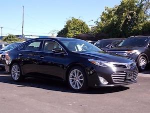  Toyota Avalon XLE Touring For Sale In Larchmont |