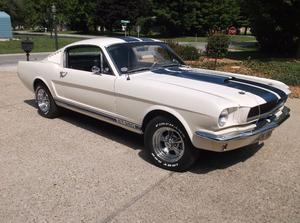  Ford Shelby 350 Replica Fastback