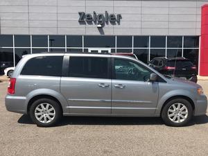  Chrysler Town & Country Touring For Sale In Grandville