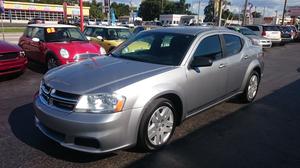  Dodge Avenger SE in Pinellas Park, FL