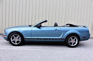  Ford Mustang V6 Standard in Hiram, GA