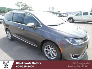  Chrysler Pacifica Limited For Sale In Decorah |