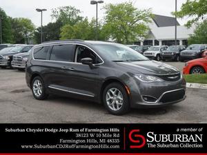  Chrysler Pacifica Touring-L For Sale In Garden City |