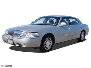  Lincoln Town Car Signature For Sale In Manahawkin |