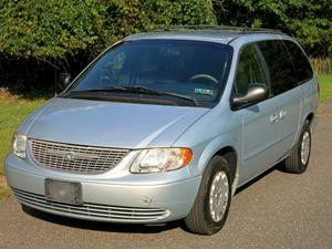 Chrysler Town & Country LX For Sale In Marlboro |