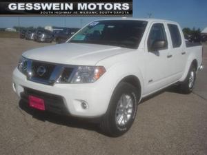  Nissan Frontier SV Crew Cab 2WD