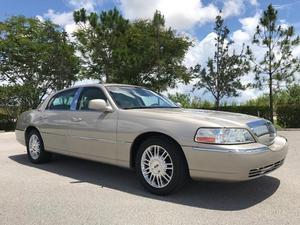  Lincoln Town Car Signature Limited For Sale In Coconut