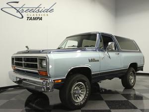  Dodge Ramcharger LE 150