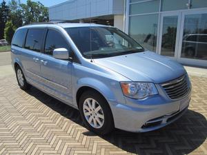  Chrysler Town & Country Touring in Alliance, OH