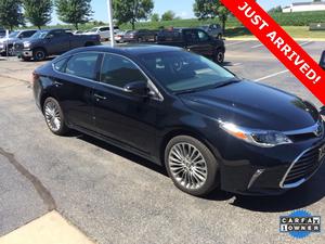  Toyota Avalon Limited in Peoria, IL