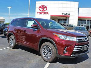  Toyota Highlander XLE in Peoria, IL