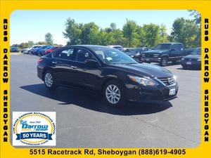  Nissan Altima 2.5 in Sheboygan, WI