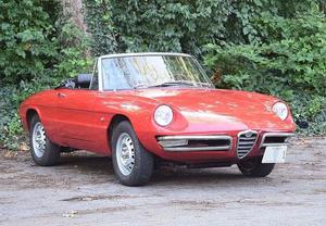  Alfa Romeo Duetto