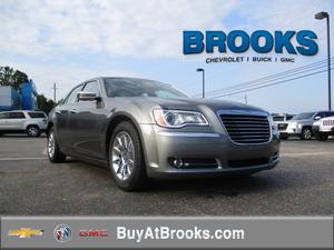  Chrysler 300 Limited in Thomasville, AL