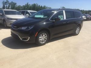  Chrysler Pacifica Touring-L For Sale In Malvern |