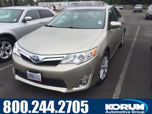  Toyota Camry Hybrid LE in Puyallup, WA