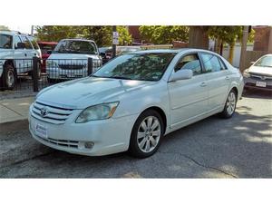  Toyota Avalon XL in Saint Louis, MO