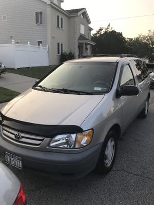  Toyota Sienna LE For Sale In East Meadow | Cars.com