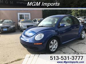  Volkswagen New Beetle 2.5 in Loveland, OH