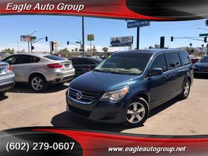  Volkswagen Routan SE in Phoenix, AZ