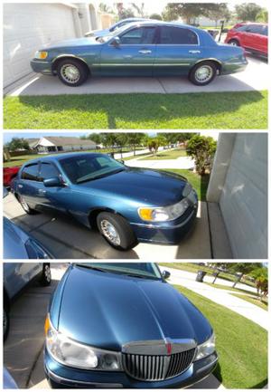  Lincoln Town Car Executive For Sale In Gibsonton |