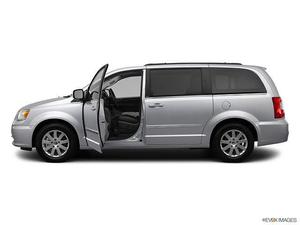  Chrysler Town & Country Touring For Sale In Willoughby