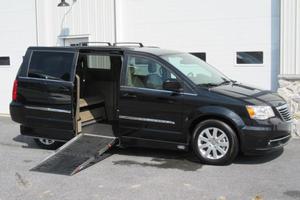  Chrysler Town & Country Touring For Sale In New Holland