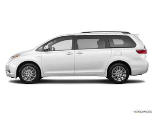  Toyota Sienna Limited Premium For Sale In Oakland |