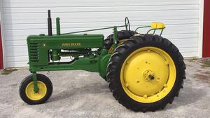  John Deere B