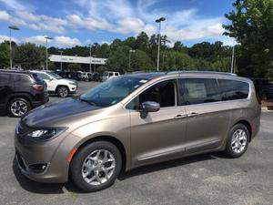  Chrysler Pacifica FWD in Cary, NC