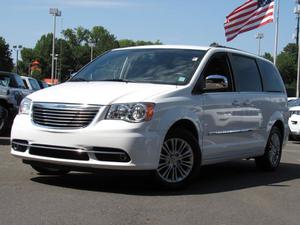  Chrysler Town & Country 4dr Wgn in Raleigh, NC